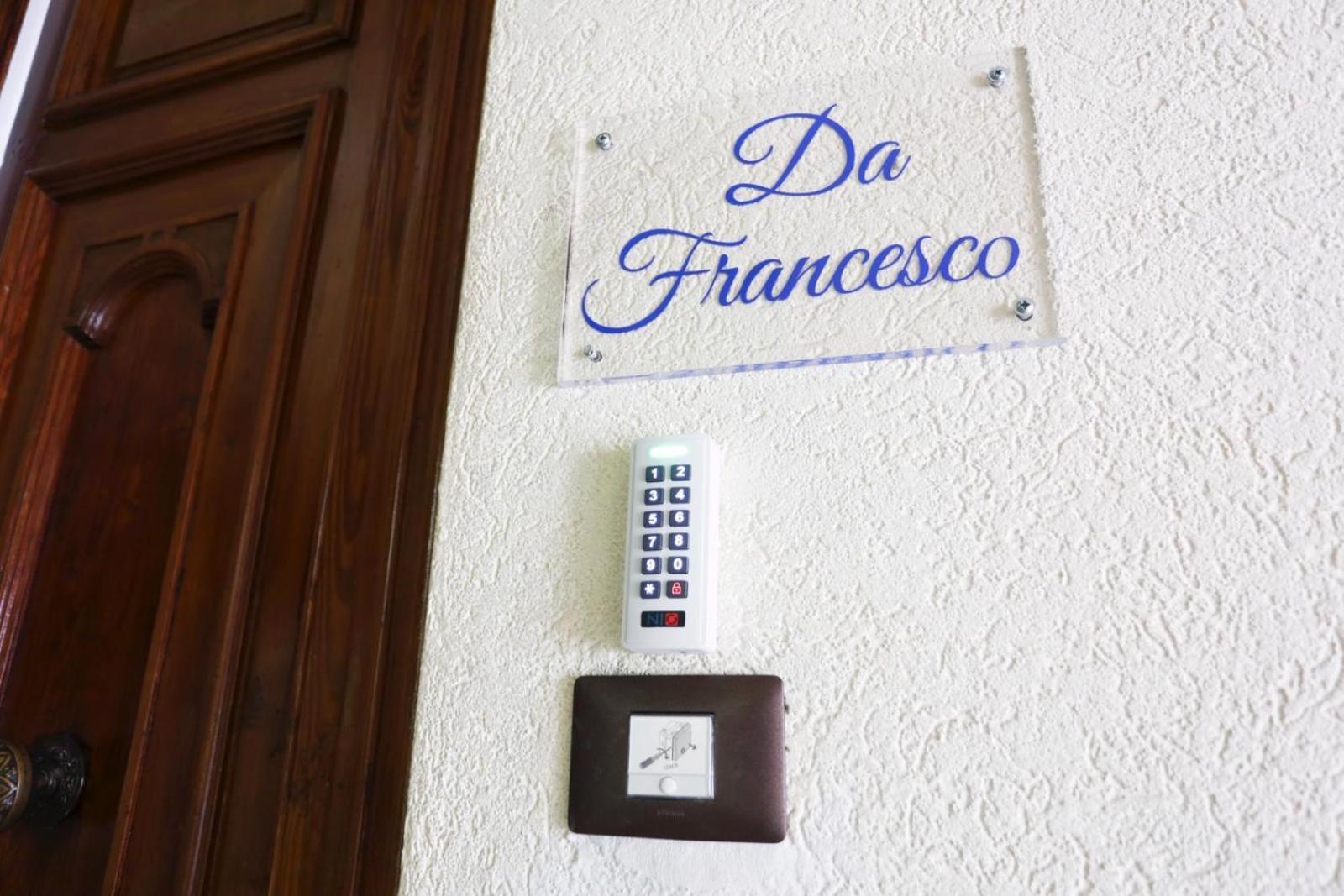 Hotel Da Francesco Napoli Esterno foto